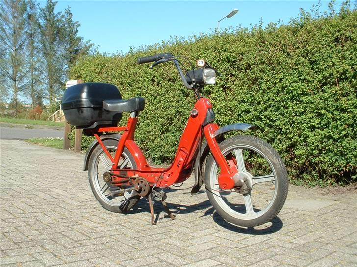 Vespa ciao SOLGT - ved at lave rust billede 1