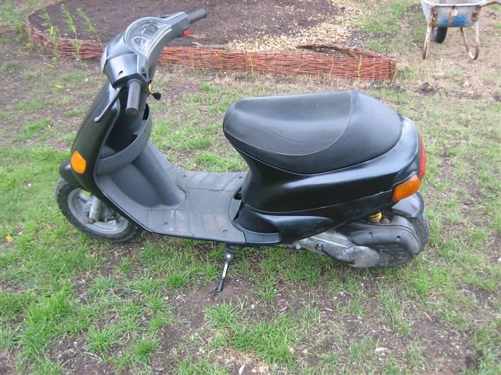 Piaggio zip (solgt) billede 1