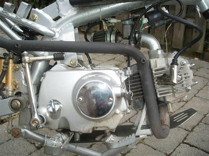 MiniBike 110cc dirtbike SOLGT billede 3