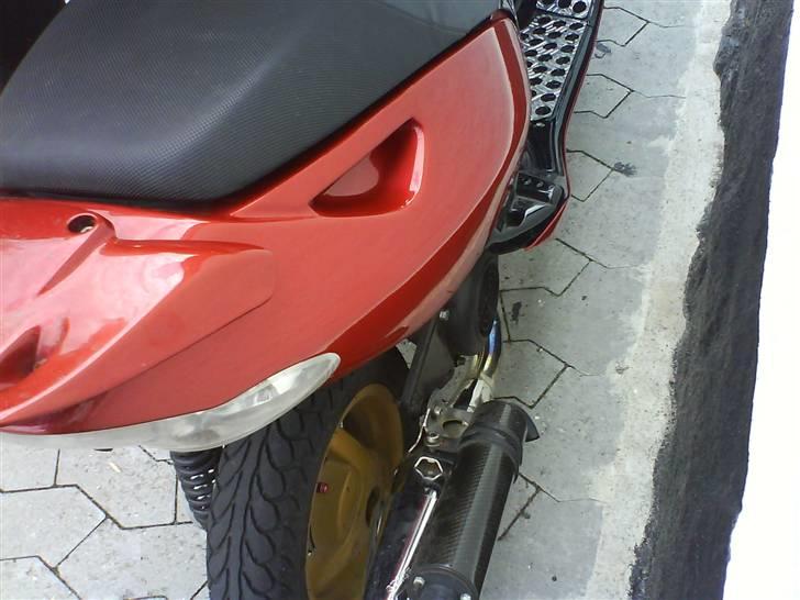 Aprilia sonic 05 solgt  - gammel udstødning billede 4