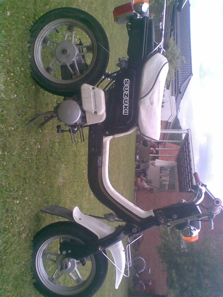 Suzuki fz 50 "sofus" billede 2