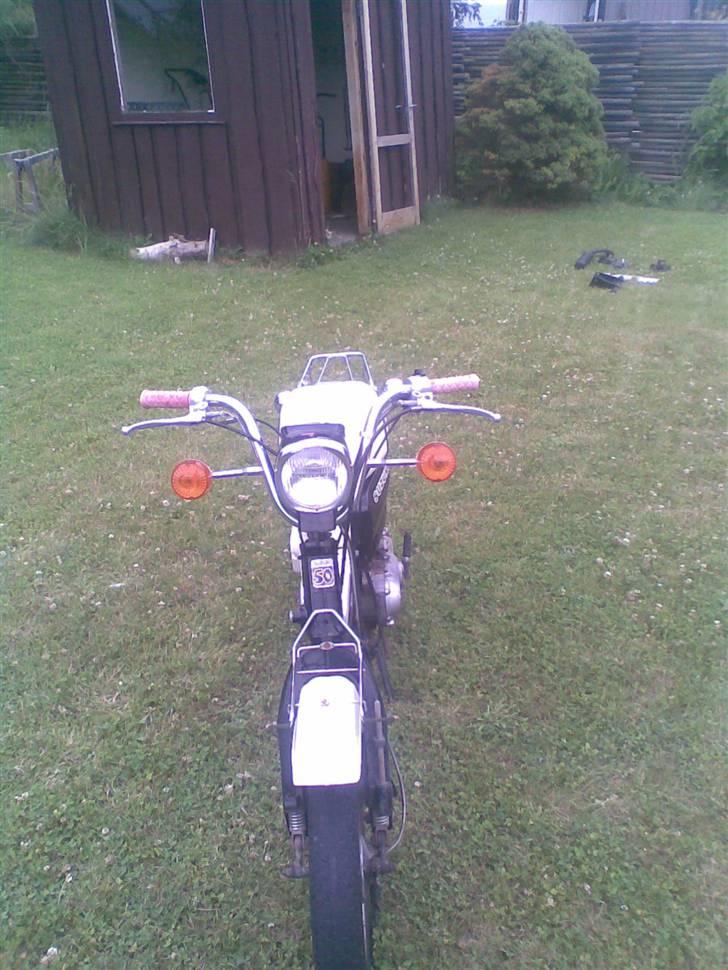 Suzuki fz 50 "sofus" - front:D billede 3