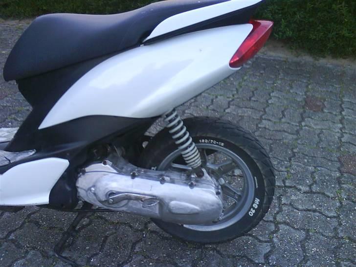 Yamaha jog R før billede 10