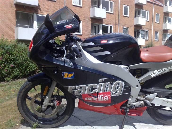 Aprilia RS50 (Lightning 521) billede 9