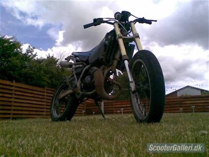 Suzuki SMX BYTTET TIL JOG R - Ser lidt nøgen ud :D  billede 2
