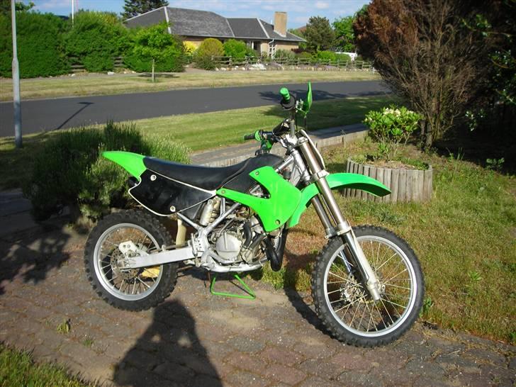 Kawasaki KX 85 SOLGT! billede 1