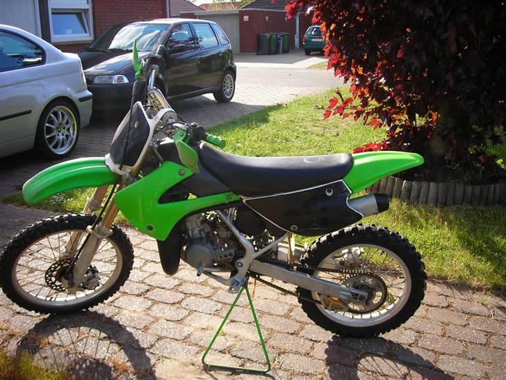 Kawasaki KX 85 SOLGT! billede 3