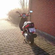 Aprilia sr