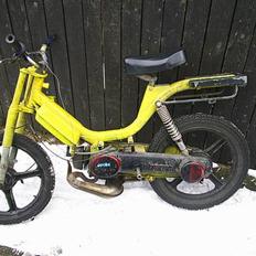 Vespa bravo SOLGT