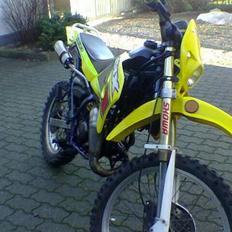 Suzuki RMX solgt....