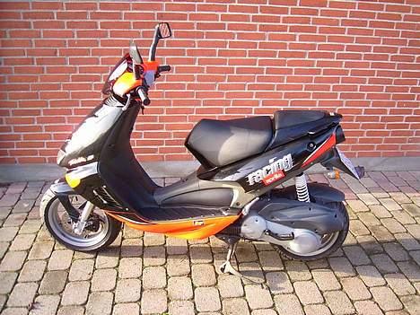 Aprilia sr billede 6