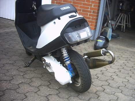 Yamaha Jog - lækker røv billede 1