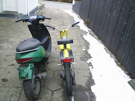 Vespa bravo SOLGT billede 2
