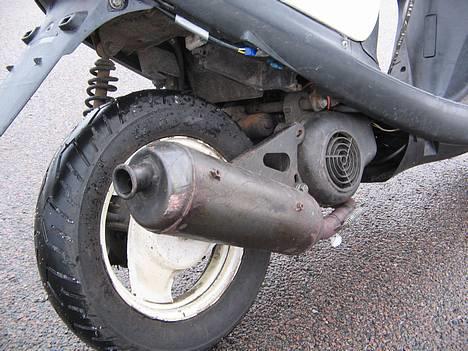 Yamaha Jog space innovation - Rust? skal vist lige ordnes ;) Det ser ik så slemt ud irl billede 4