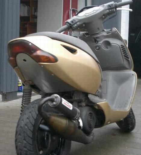 Aprilia Sonic billede 2