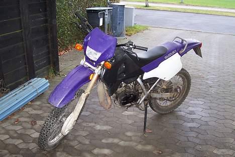 Suzuki RMX billede 3