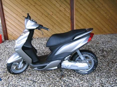 Yamaha Jog R billede 2