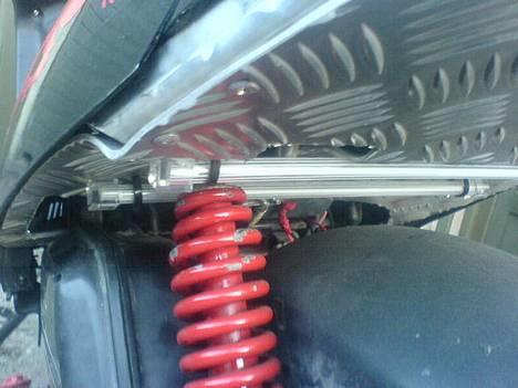 PGO Hot 50 TIL SALG Ik bytte - Bag plade i dørk billede 6