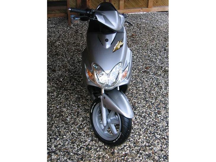 {{currentPhoto.altText}} billede {{currentPhoto.number}}