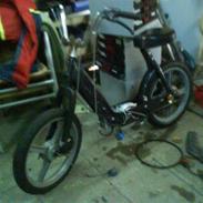 Vespa <8_--Ciao--_8> SOLGT!!