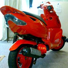 Aprilia SONIC}-)