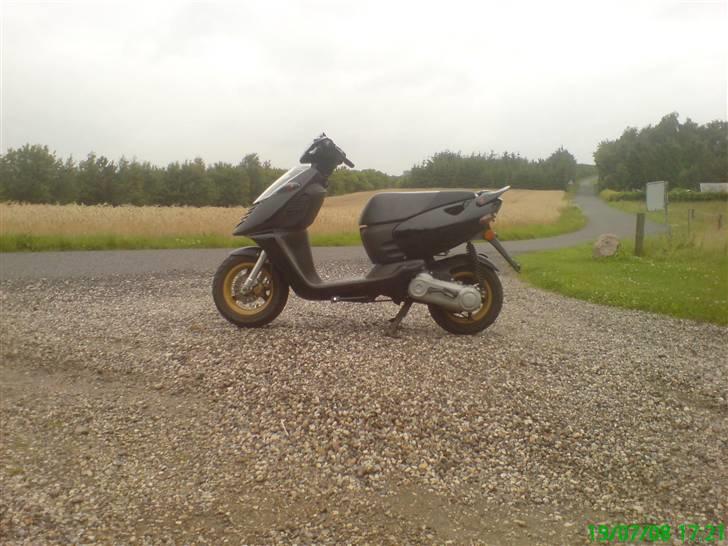 Aprilia Sonic billede 2