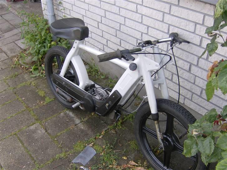 Vespa ciao  solgt  billede 3