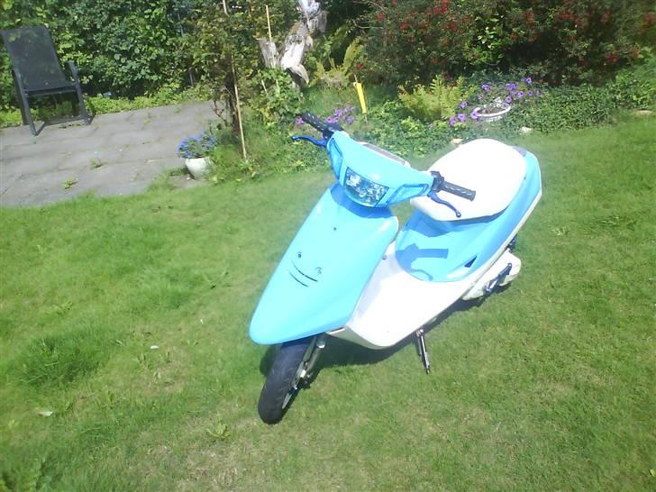 Yamaha jog fs solgt  - lige et fint billed taget der da lige var lidt sol fremme  billede 5