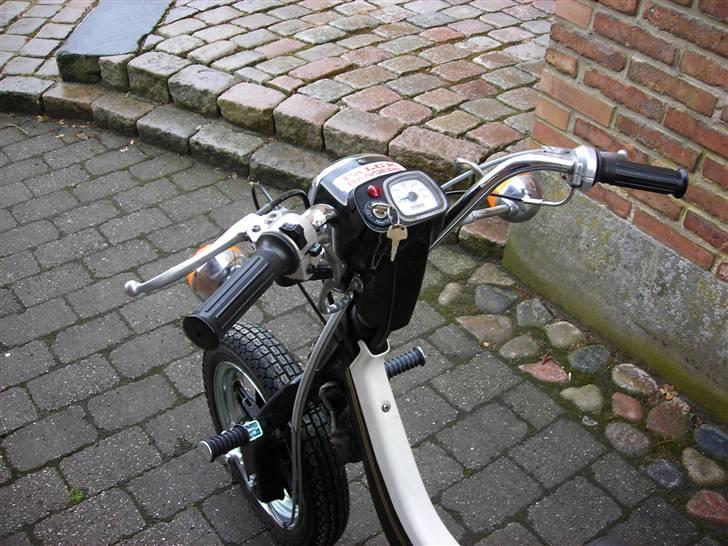 Suzuki FZ50  billede 4