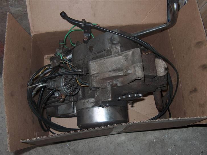 Puch maxi 2 gear - så blev den pakket væk i en papkasse;D billede 4