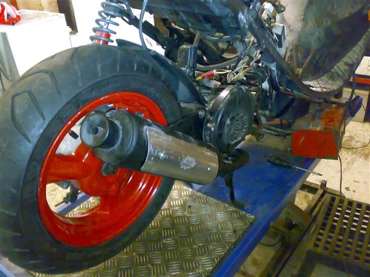 Suzuki estilete solgt billede 8