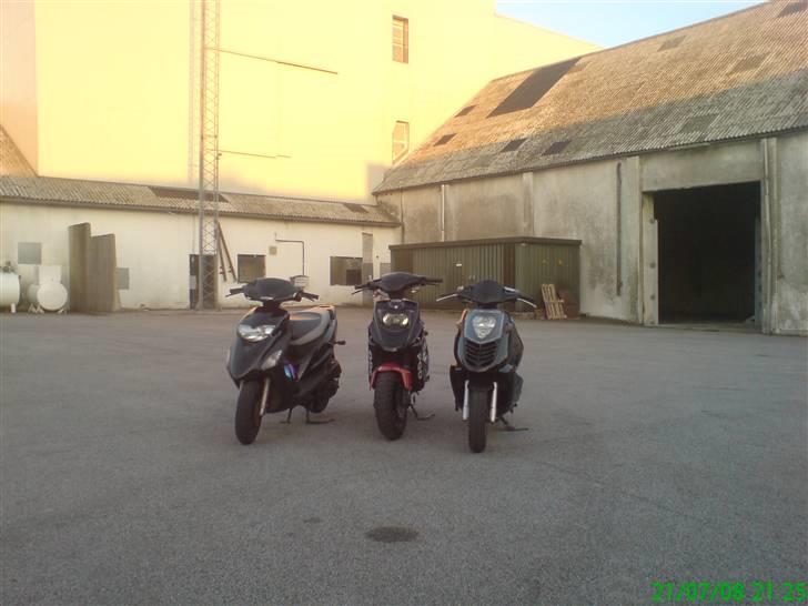 Aprilia Sonic - Fra venstre af: Emil´s SFX, Berg´s Hot 50 og min Sonic :D billede 8