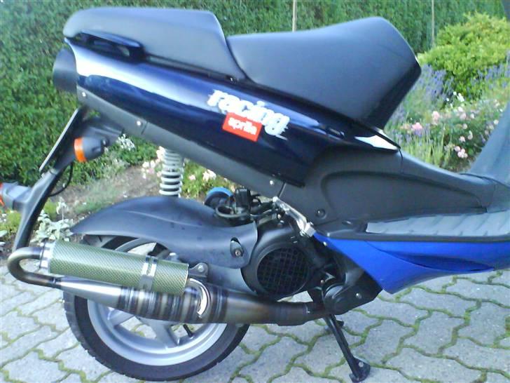 Aprilia SR 125 Racing - Den flotte Tecnigas udstødning billede 5