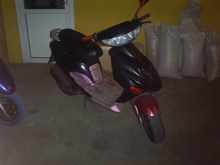 Adly Arriva "¤HUGGET OP¤" billede 2