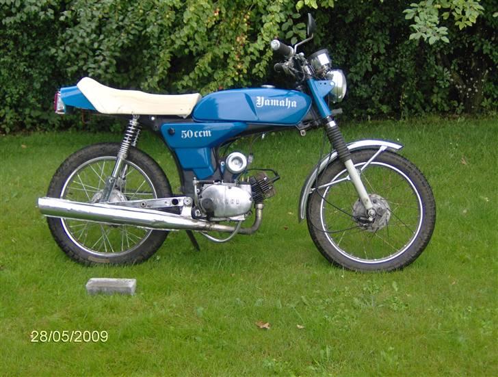 Yamaha 4 gear k1(Blue fighter) - som den står nu(mangler bagskærm) billede 1
