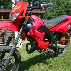 Derbi senda sm Xtreme. (SOLGT)