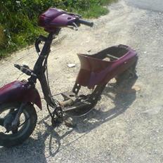 Piaggio ZIP GL. ~>SKROTTET~
