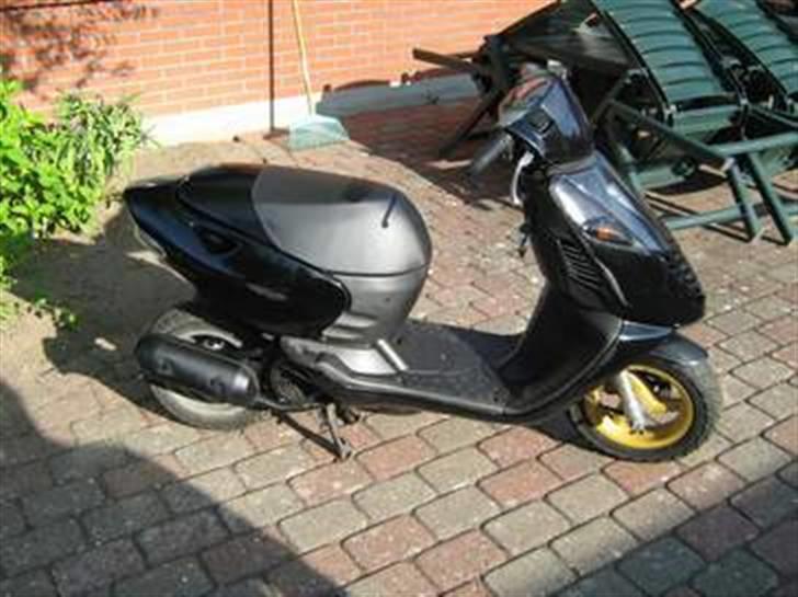 Aprilia sonic SOLGT. billede 2