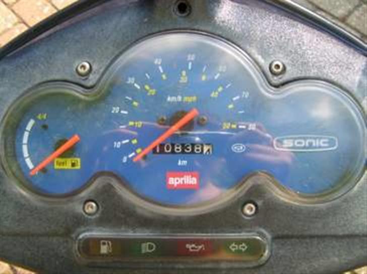 Aprilia sonic SOLGT. billede 8