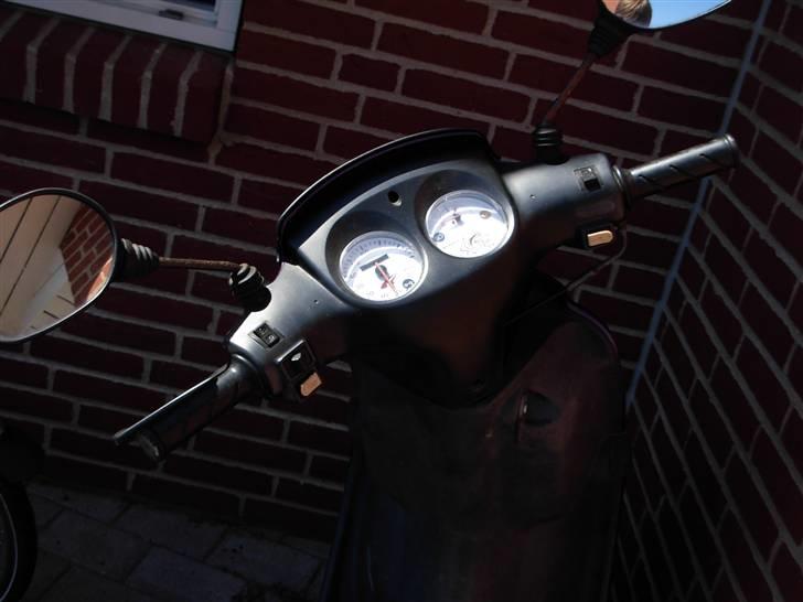 Peugeot buxy solgt billede 2