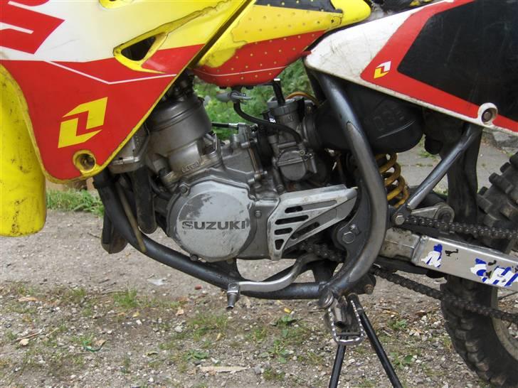 Suzuki rm85 høj(SOLGT) billede 6