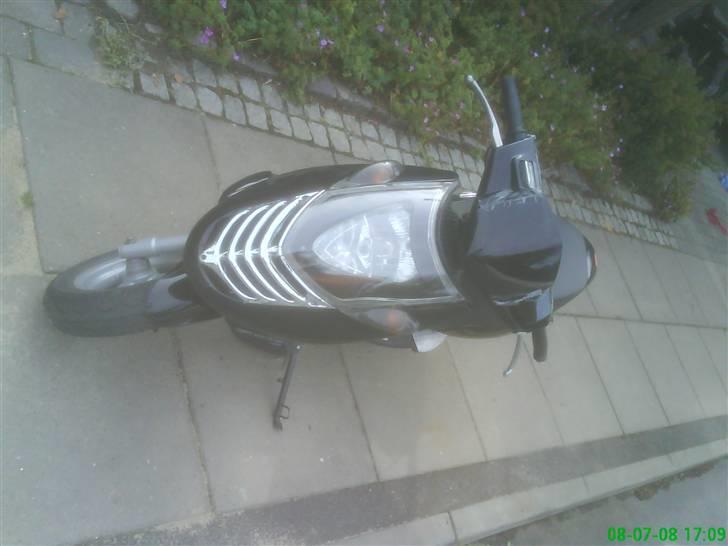 Aprilia sonic //solgt// billede 2