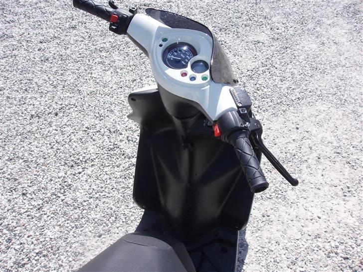 Yamaha Jog R byttet til senda billede 4