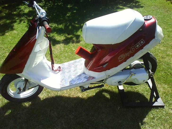 Yamaha jog solgt billede 8