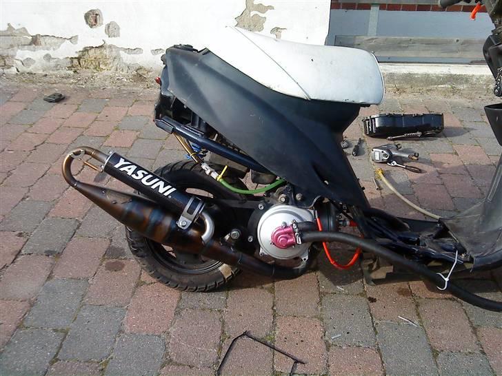 Yamaha jog LC solgt billede 7