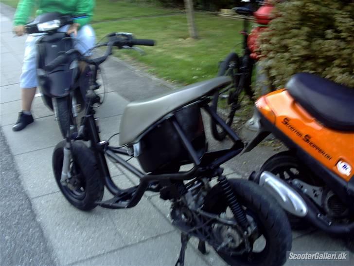 Aprilia Sonic Gaderacer(solgt) billede 4