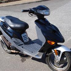 Adly silverfox   **Solgt**