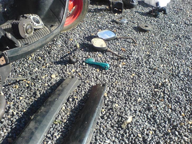 Yamaha jog as SOLGT - dele billede 12