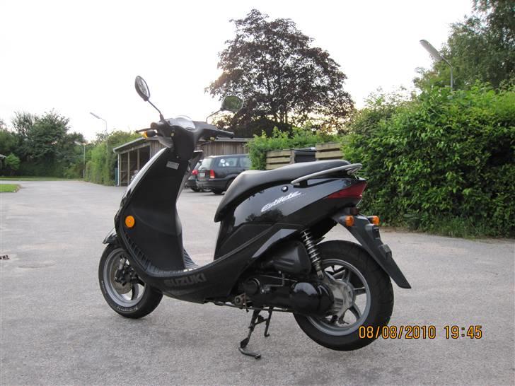 Suzuki Estilete Black Edition (SOLGT) - Nogle der har en nummerpladelygte til sådan en?  billede 5