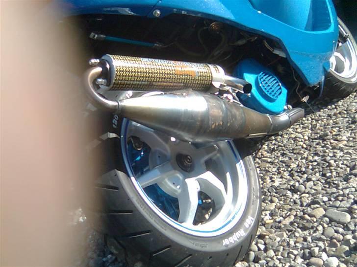 Suzuki Estilete Smølfen billede 18